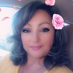 Meet your Posher, Debra